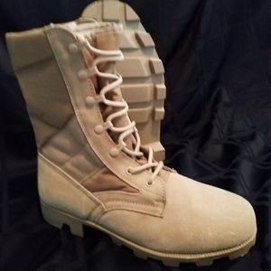 Jungle boots